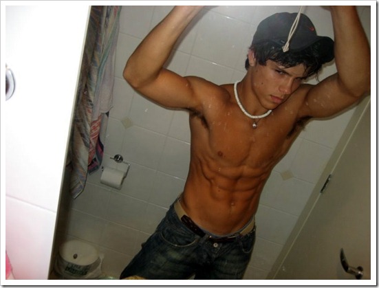 Twinks_with_caps_and_hats_boypost.com (11)