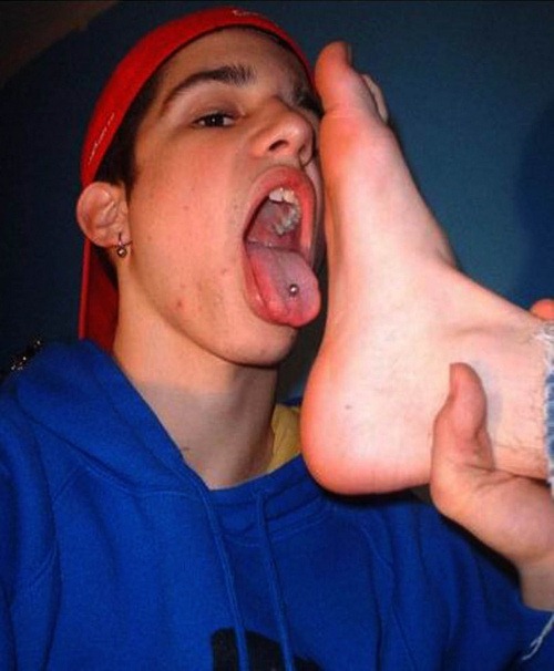 Gay Teen Feet - feet | Boy Post - Blog about free gay boys and twinks