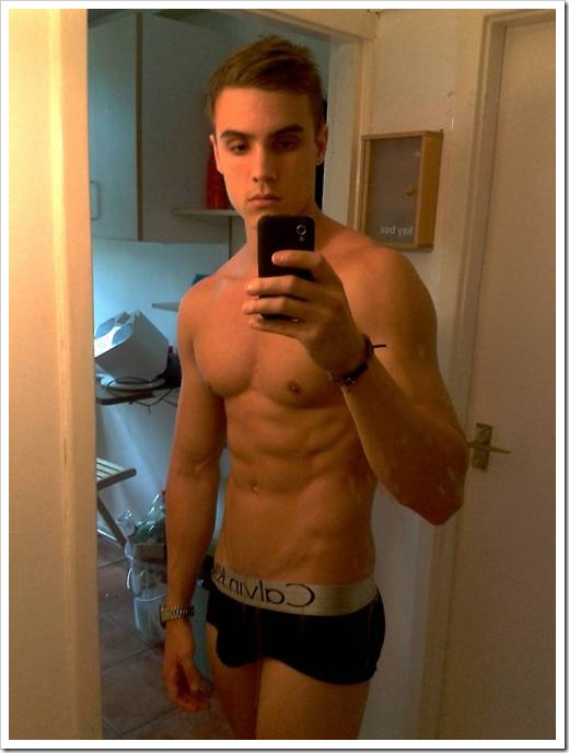 Boy selfies on boypost Boy Post Blog about gay boys and twinks 18 