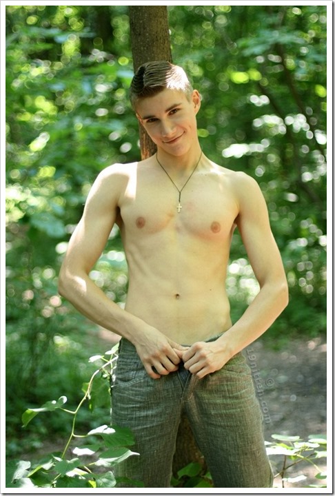 Perfect-gay-twink-model (6)