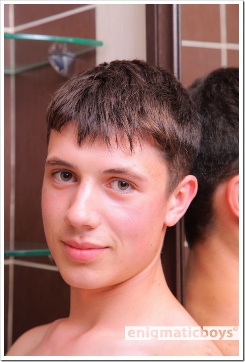 new-young-gay-twink-model (1)